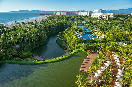 Featured throughout this summer’s ABC hit reality series Bachelor in Paradise, episodes featured throughout the series included several visits to the award-winning beachfront resort destination just outside Puerto Vallarta.